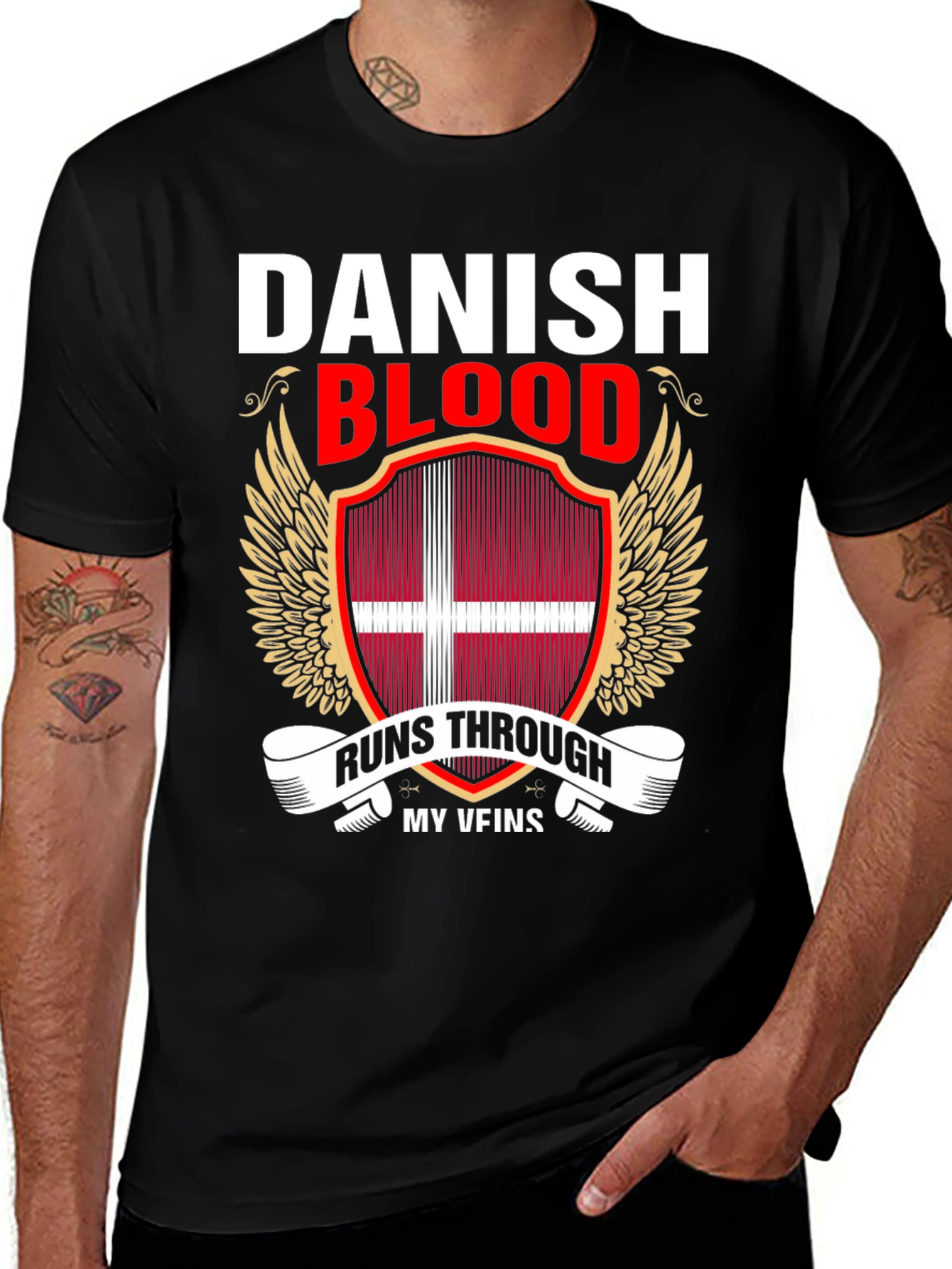 Camiseta Sangre Danesa con Diseño Patriótico