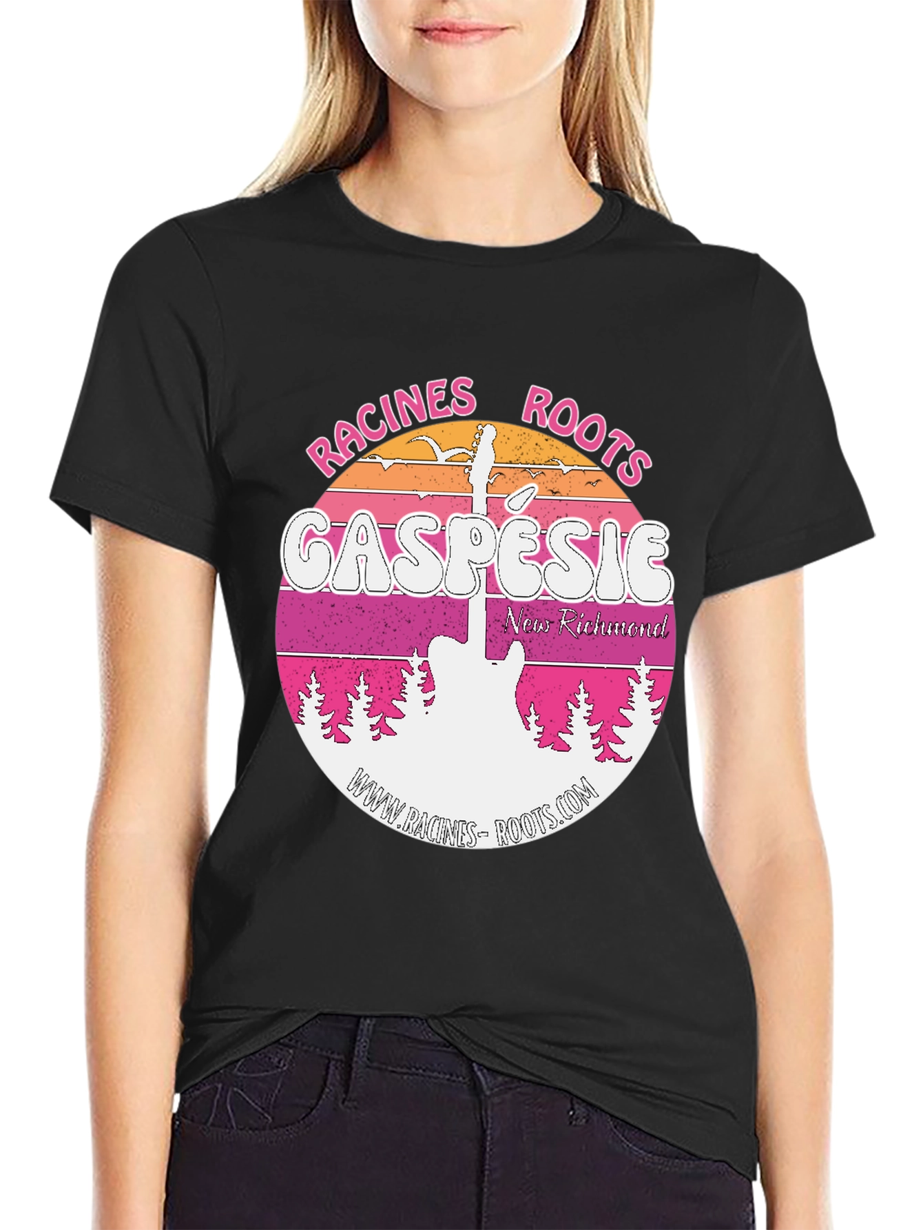 Camiseta Negra Racines Roots Gaspésie