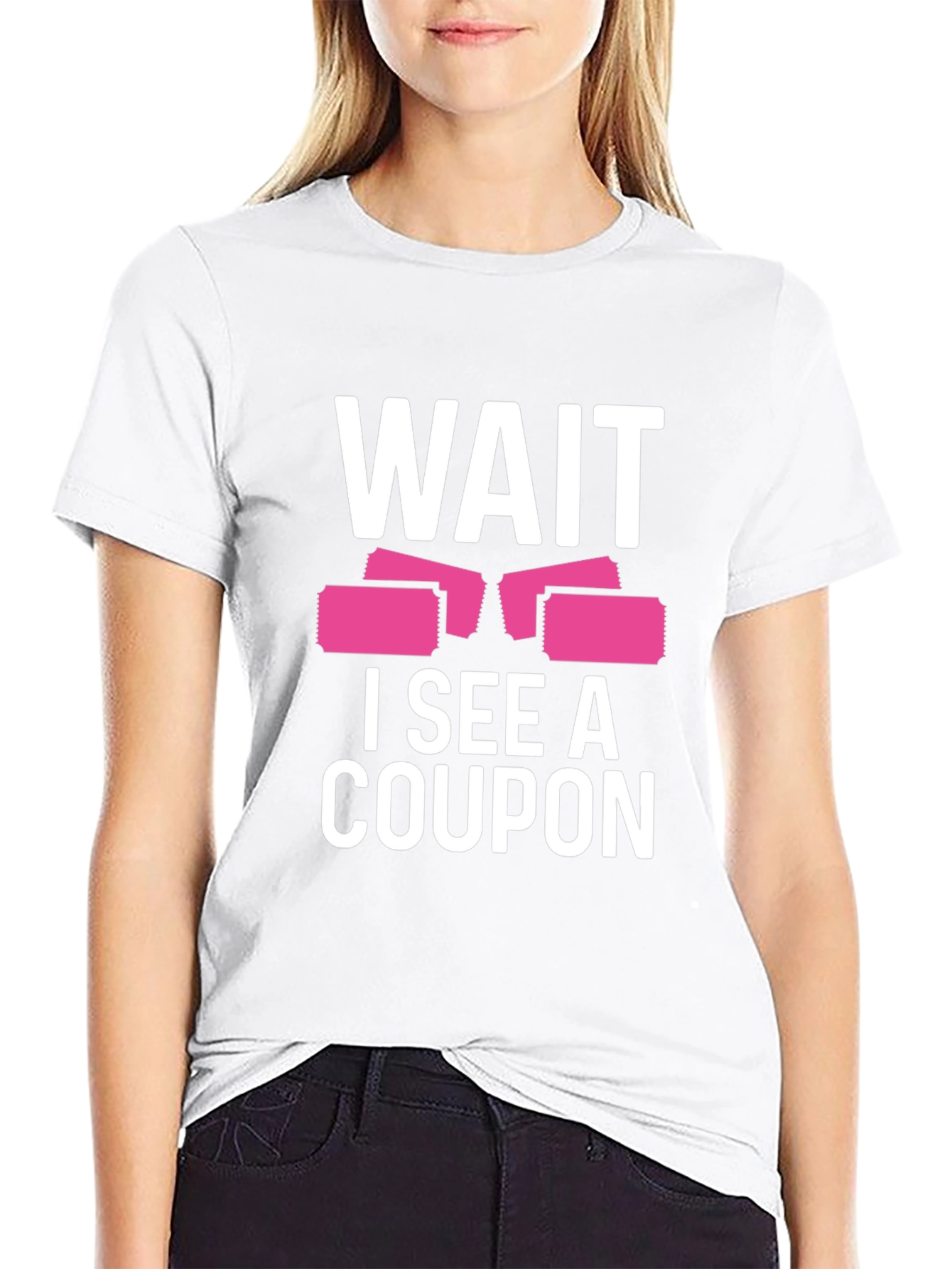 Camiseta Negra Wait I See A Coupon