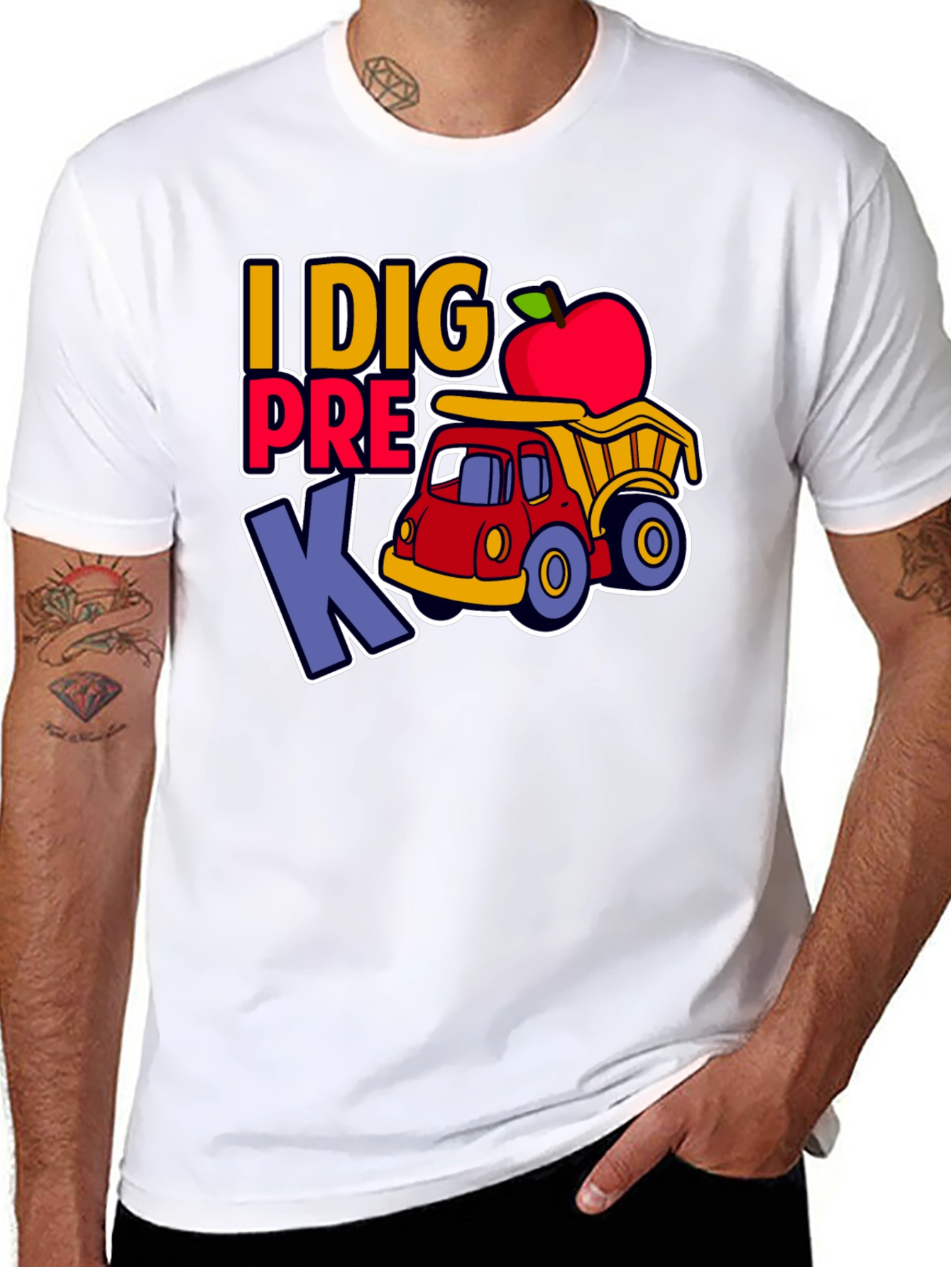 Camiseta I DIG PRE K con camión y manzana