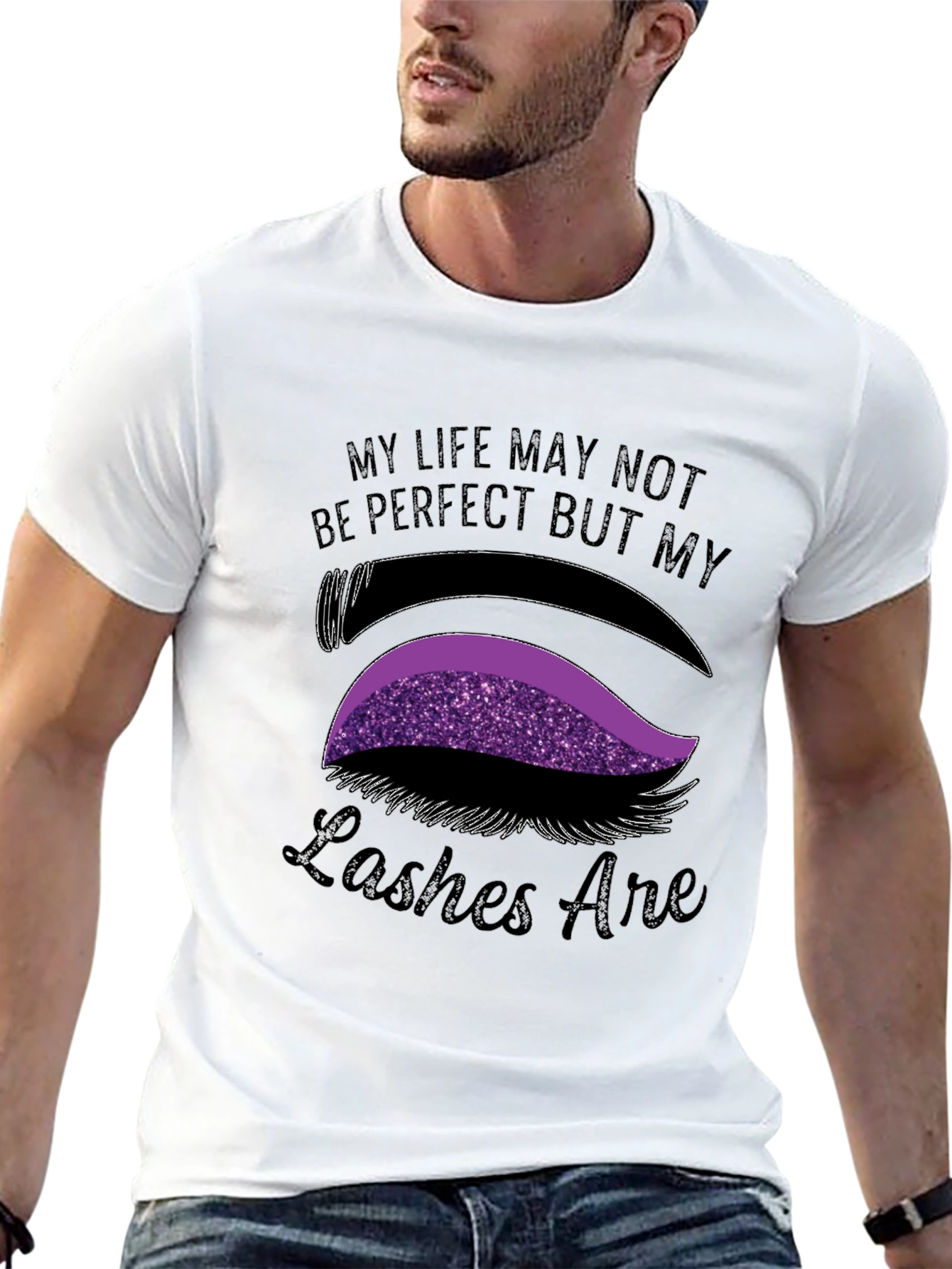 Camiseta Negra My Lashes Are: Estilo y Humor