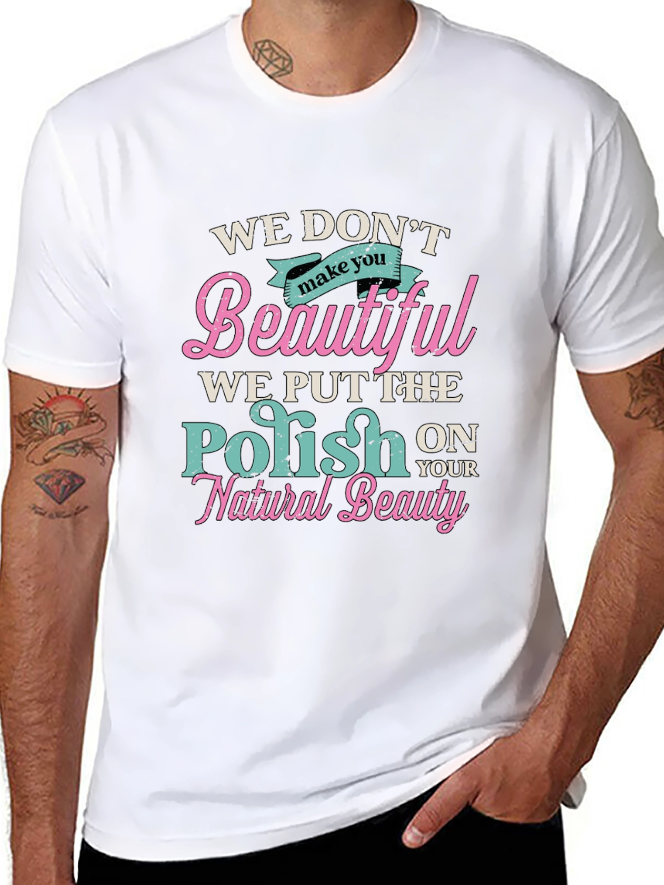 Camiseta Negra: Realzamos Tu Belleza Natural