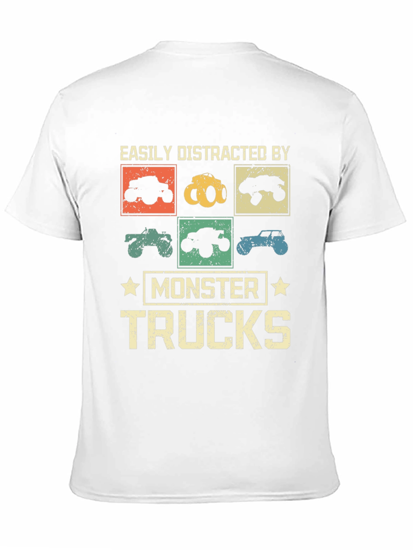 Camiseta Monster Trucks Distraído Fácilmente