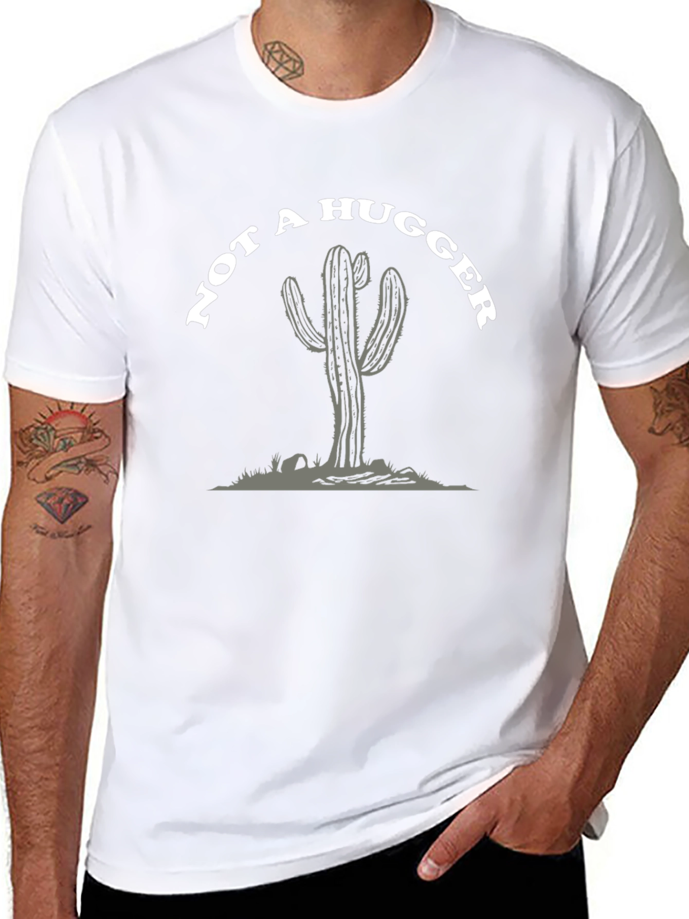 Camiseta Negra: No Soy Abrazador - Diseño Cactus