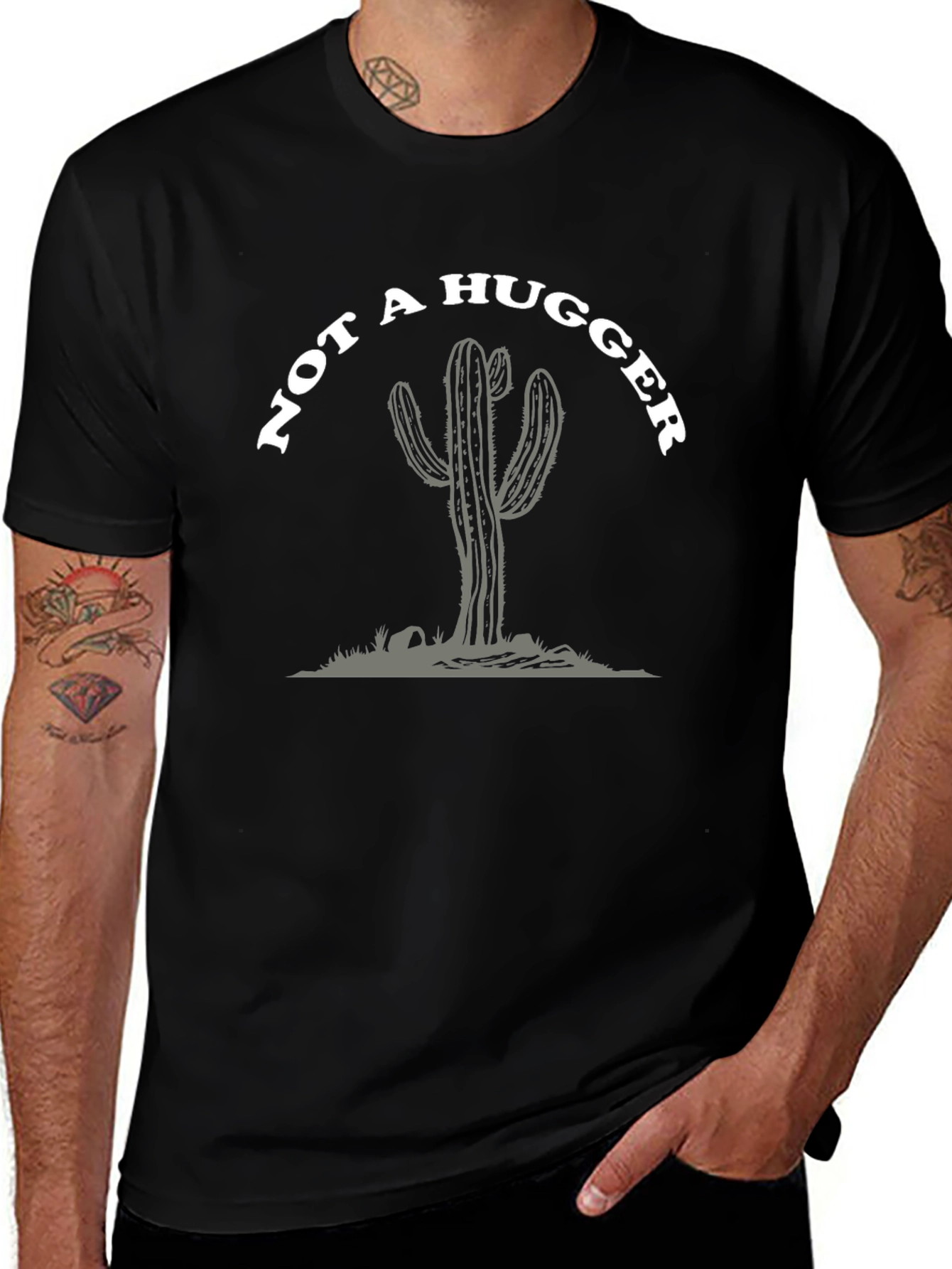 Camiseta Negra: No Soy Abrazador - Diseño Cactus
