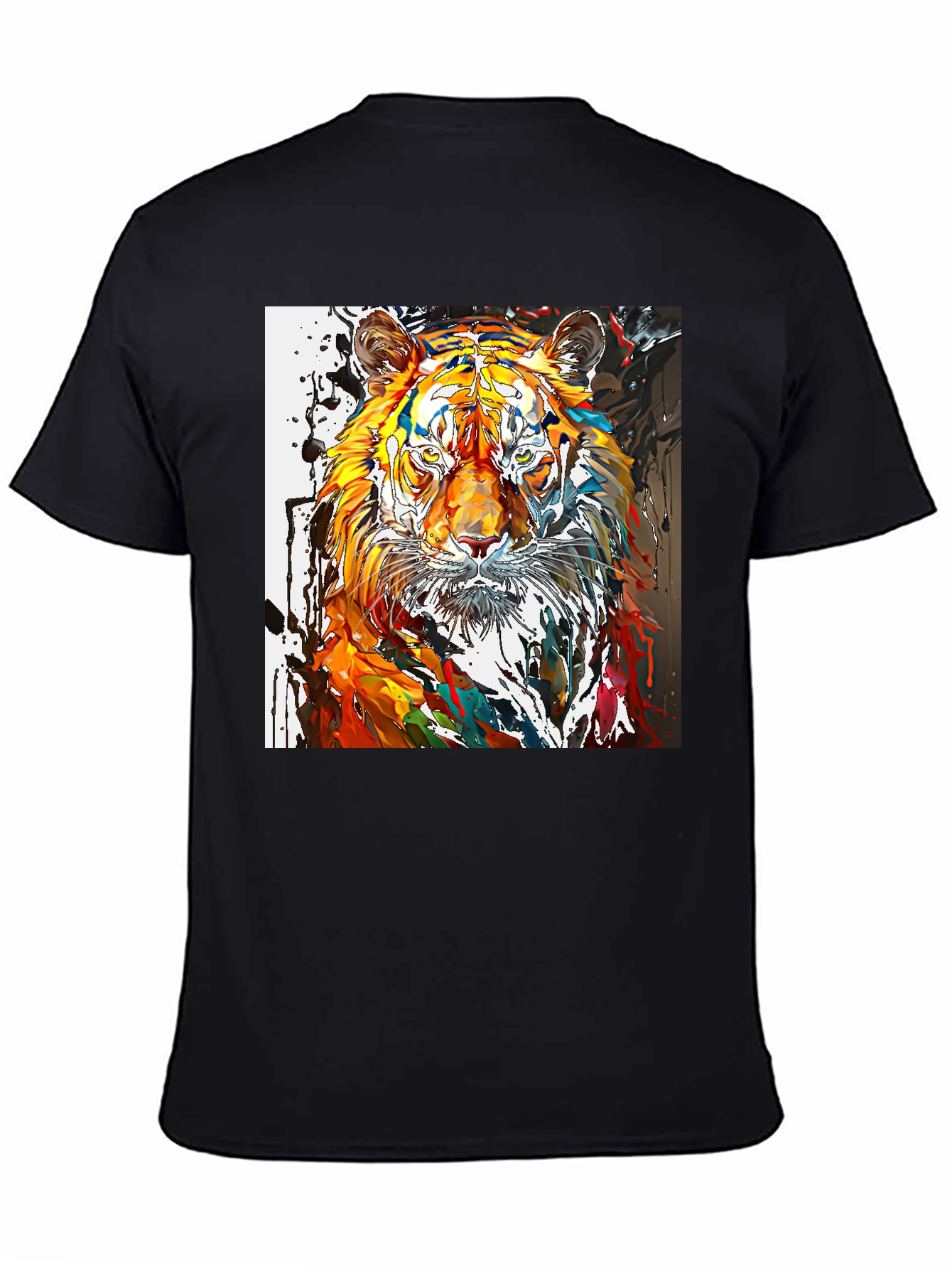 Camiseta Negra con Diseño de Tigre Abstracto