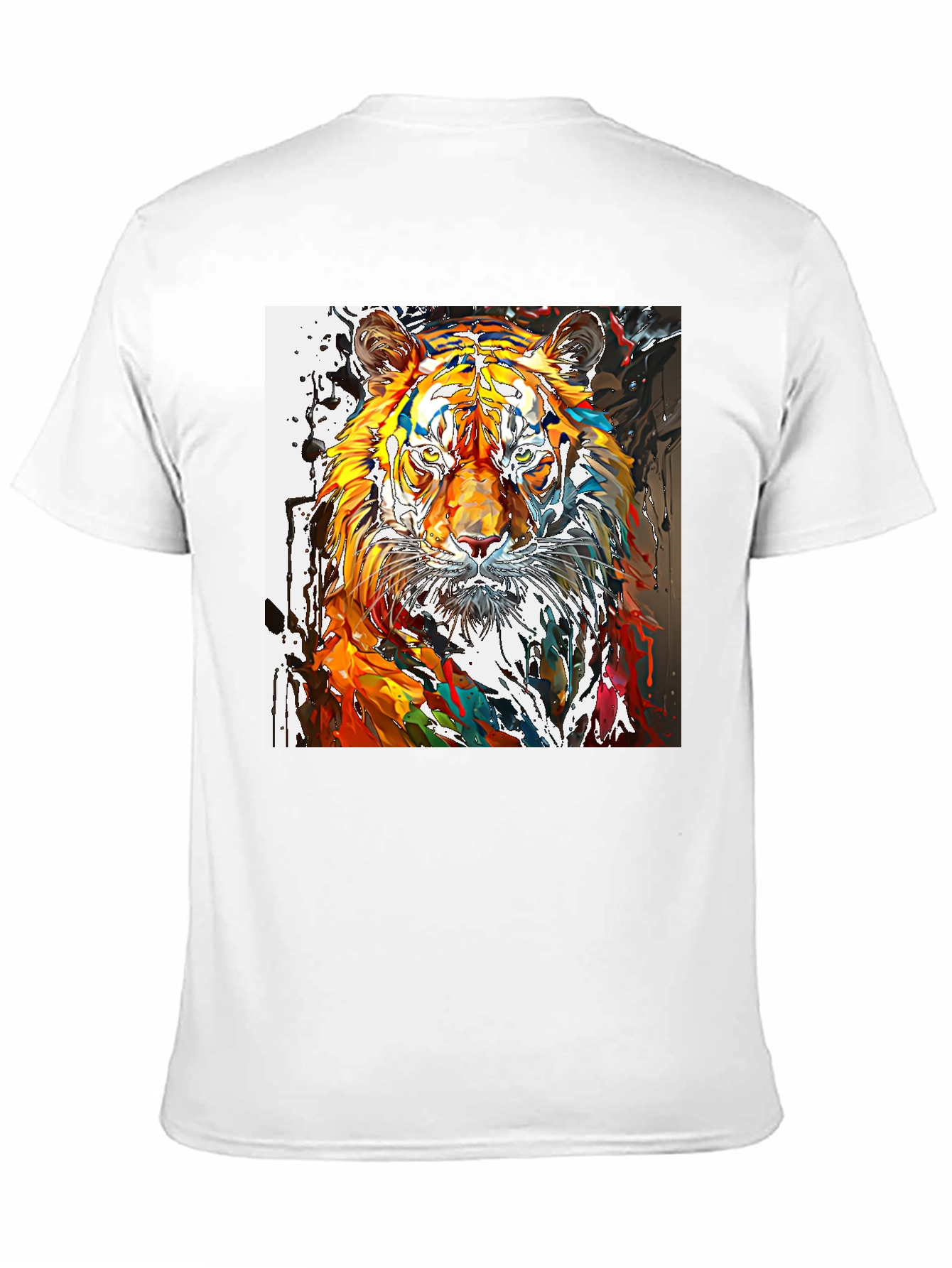 Camiseta Negra con Diseño de Tigre Abstracto