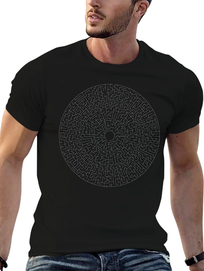 Camiseta Negra con Laberinto Circular para Hombre