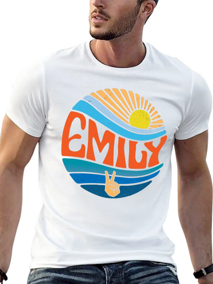 Camiseta Negra Personalizada con Nombre Emily Estilo Retro