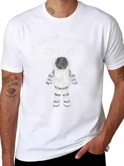 Camiseta Negra Necesito Más Espacio para Hombre