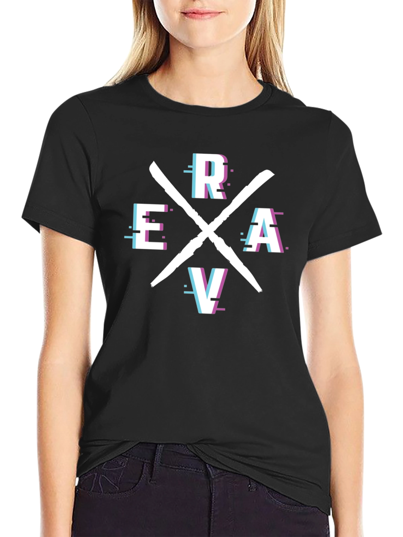 Camiseta Negra Estampada ERAV - Diseño Moderno