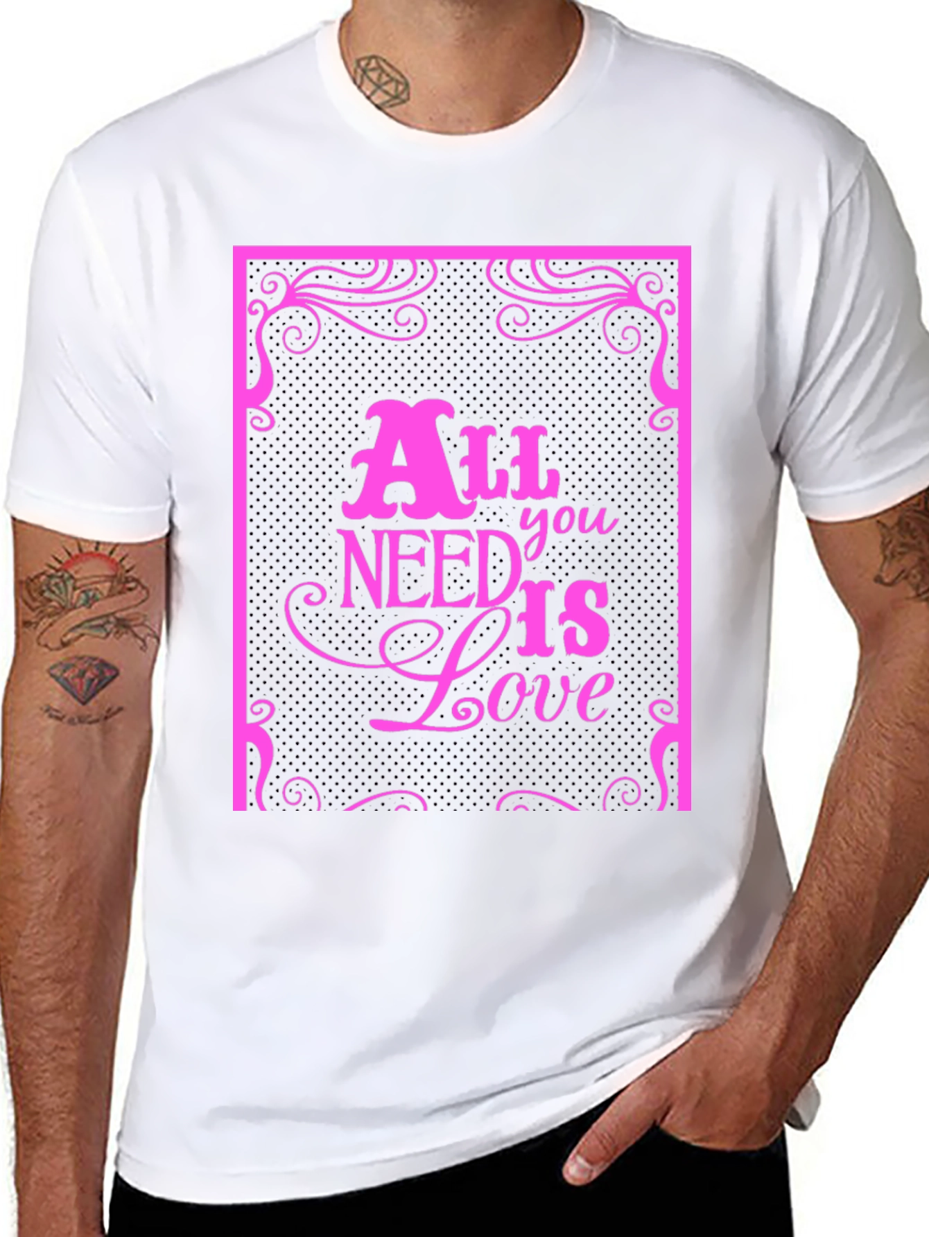 Camiseta Negra con Diseño All You Need Is Love