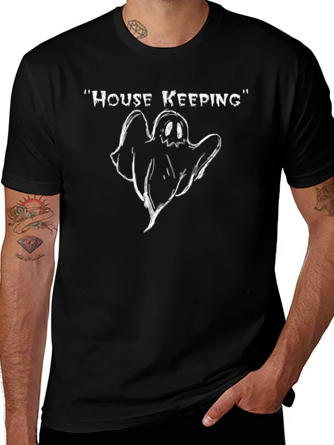 Camiseta Negra Divertida House Keeping Fantasma