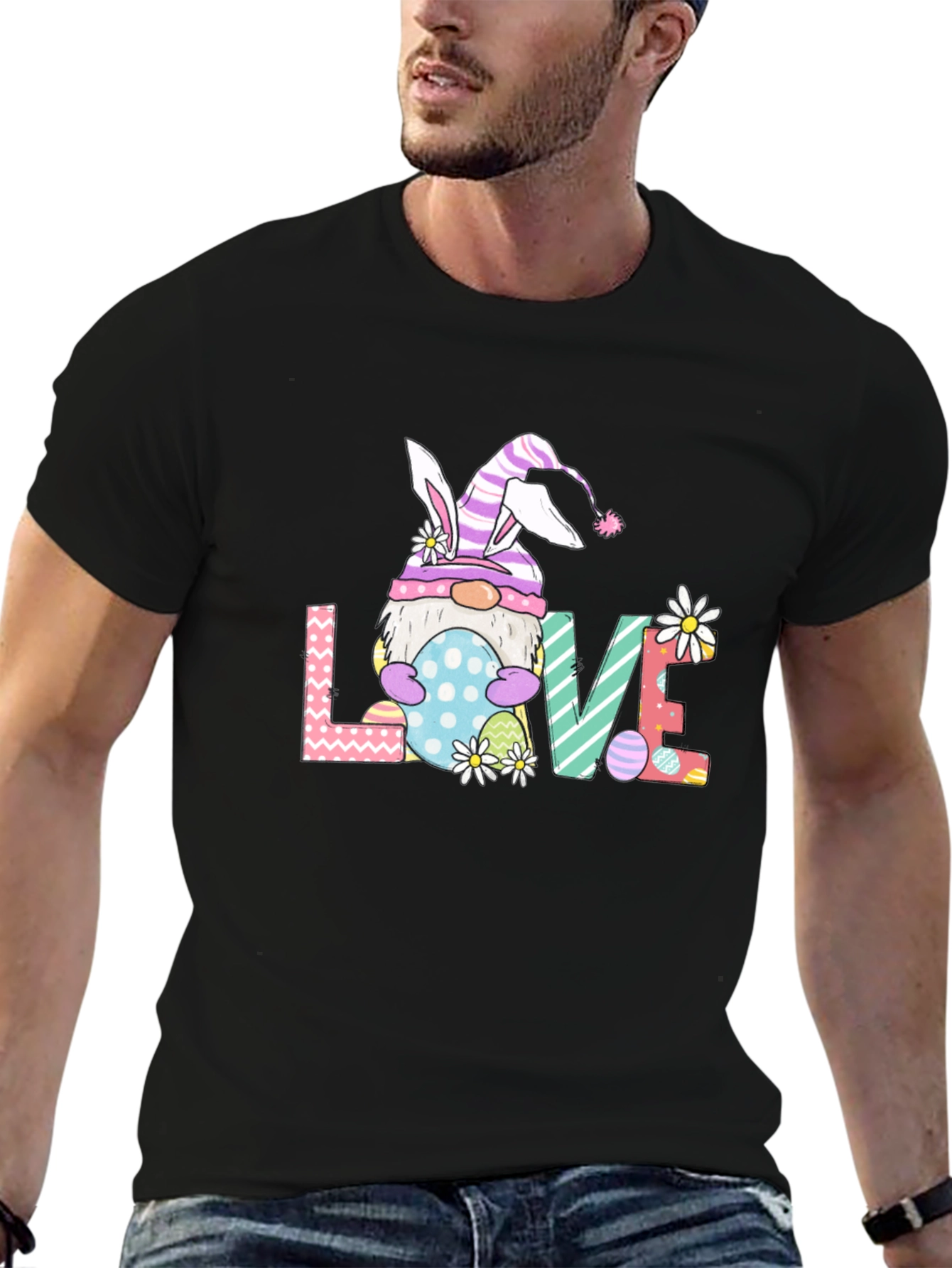 Camiseta Negra de Pascua con Diseño de Gnomo LOVE