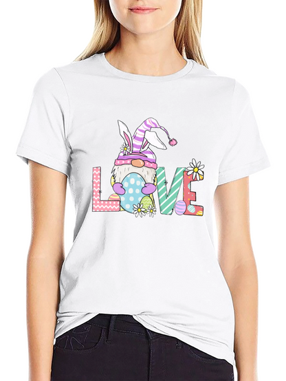Camiseta Negra de Pascua con Diseño de Gnomo LOVE