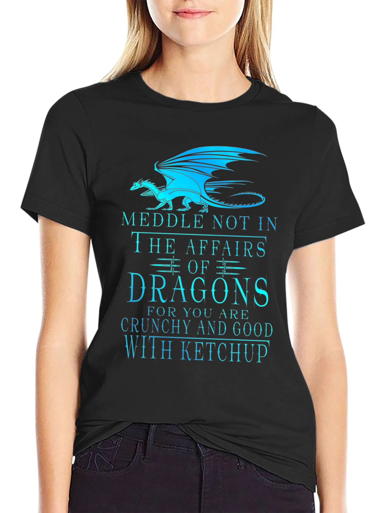 Camiseta Negra Dragones: ¡Cuidado con el Ketchup!