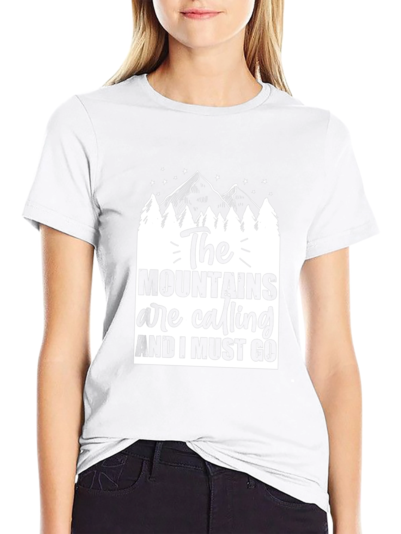 Camiseta Negra The Mountains Are Calling para Aventureros