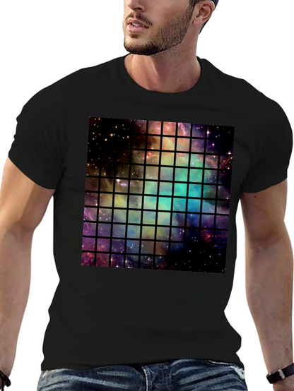 Camiseta Negra con Diseño Espacial Cuadrado