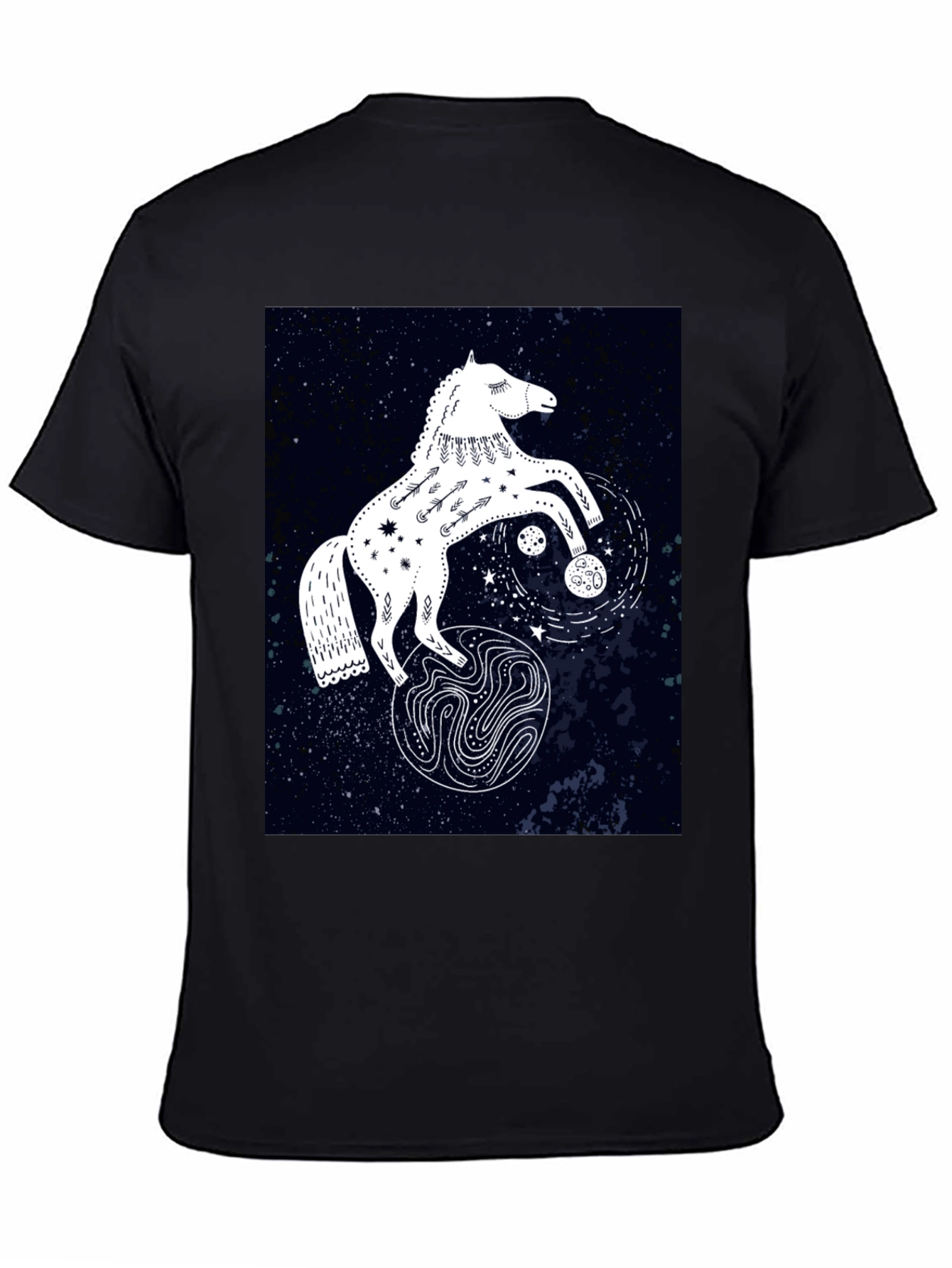 Camiseta Negra con Diseño de Caballo Celestial
