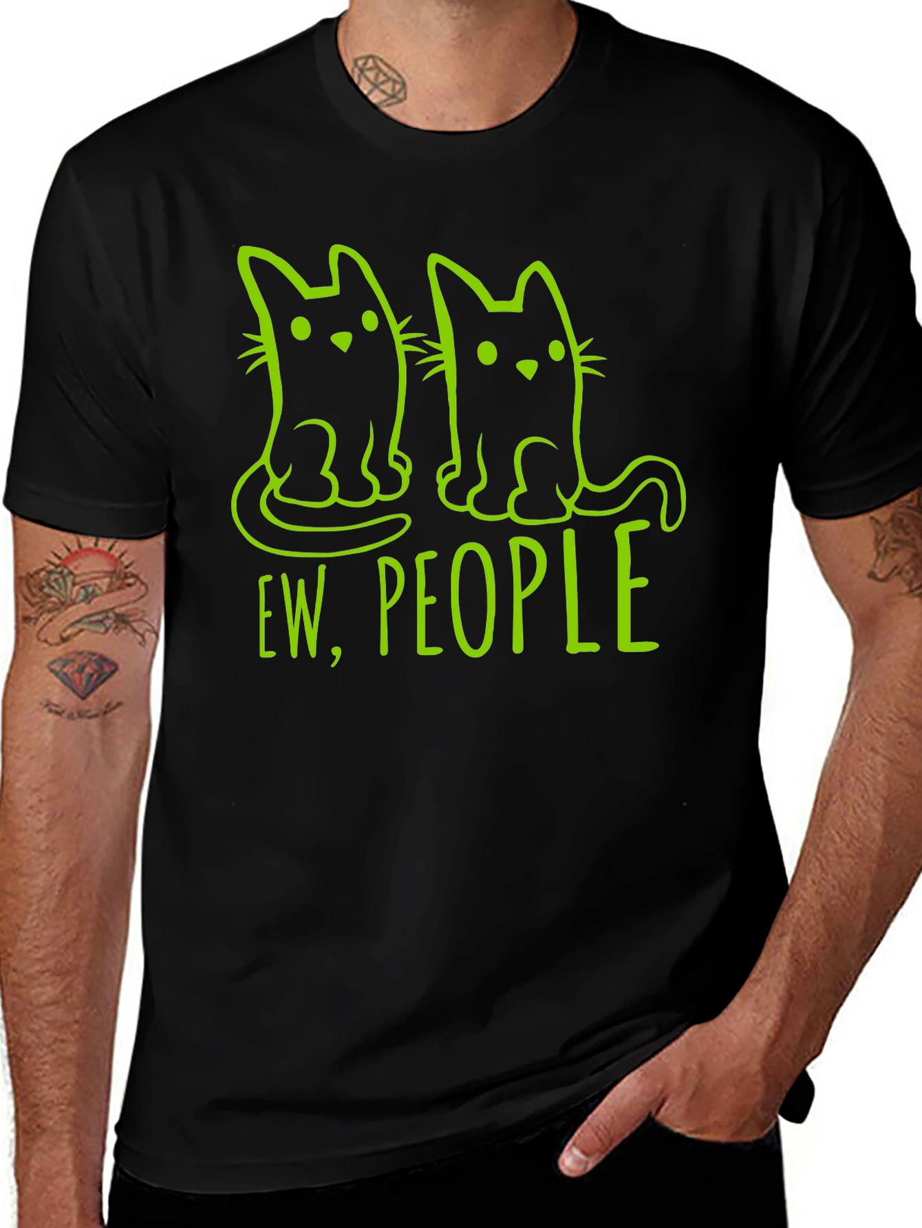 Camiseta Negra con Diseño de Gatos Ew People