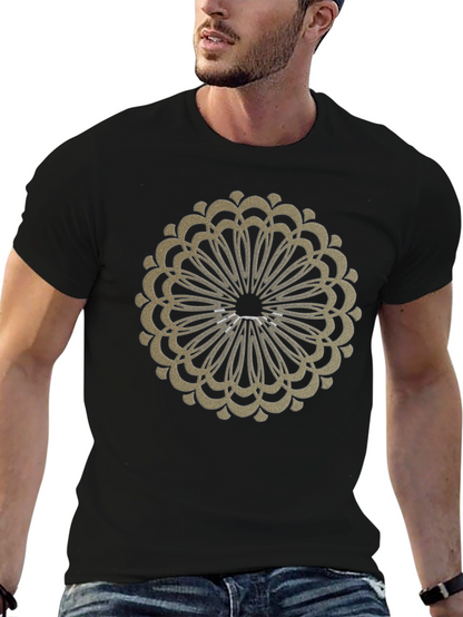 Camiseta Negra con Diseño Mandala Dorado