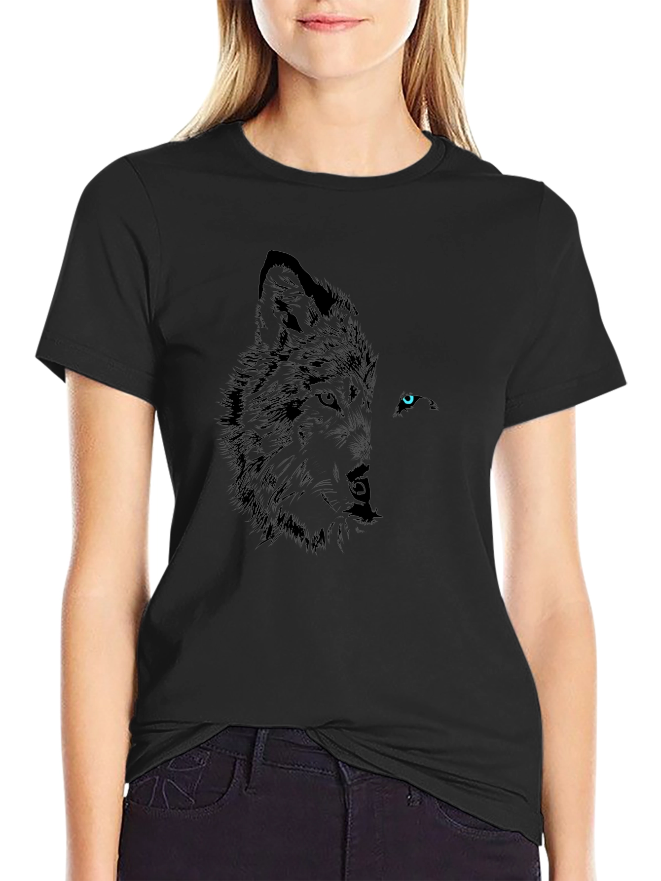 Camiseta Negra con Diseño Lobo Ojo Azul
