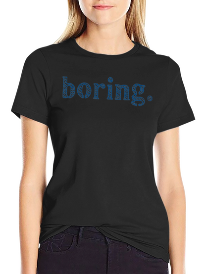 Camiseta Negra con Texto Boring