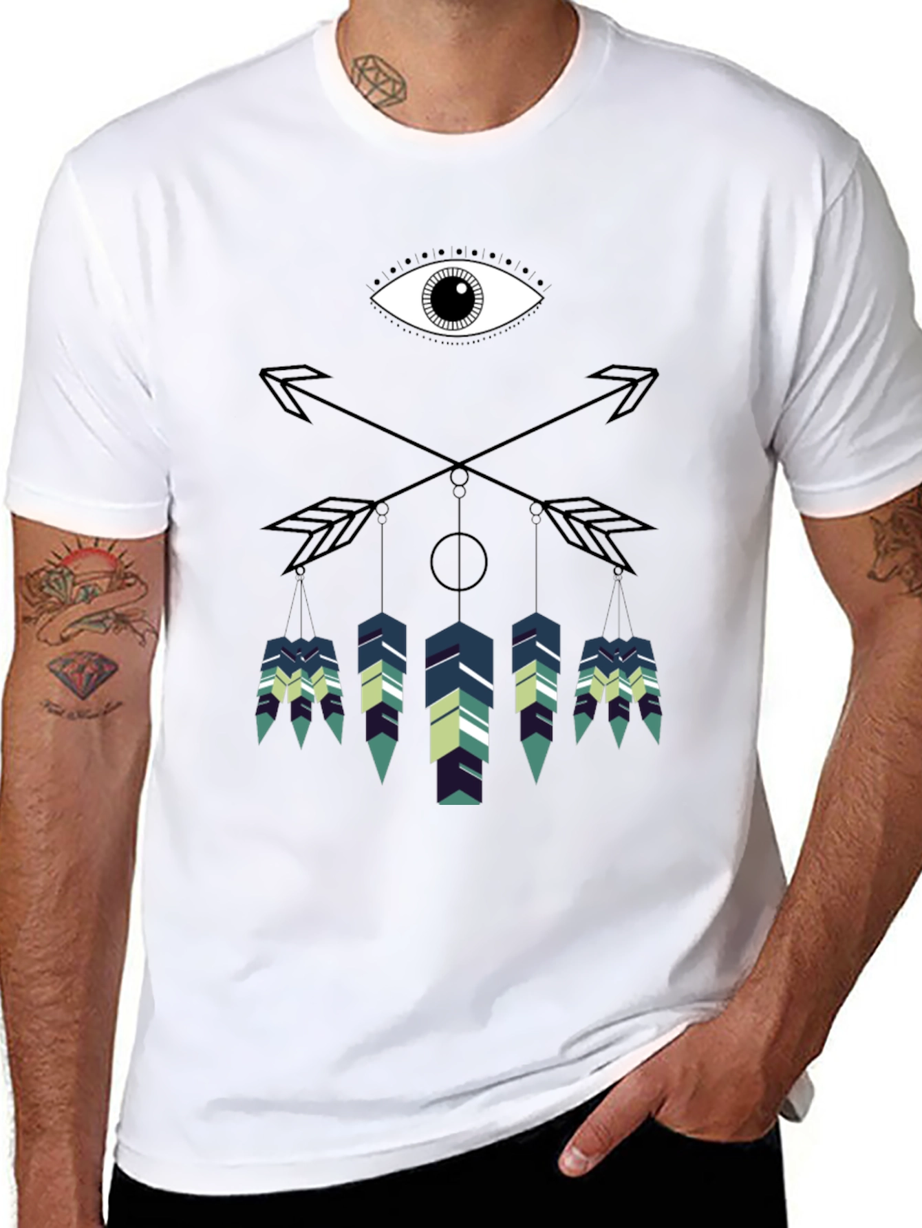 Camiseta Negra con Diseño Ojo y Flechas