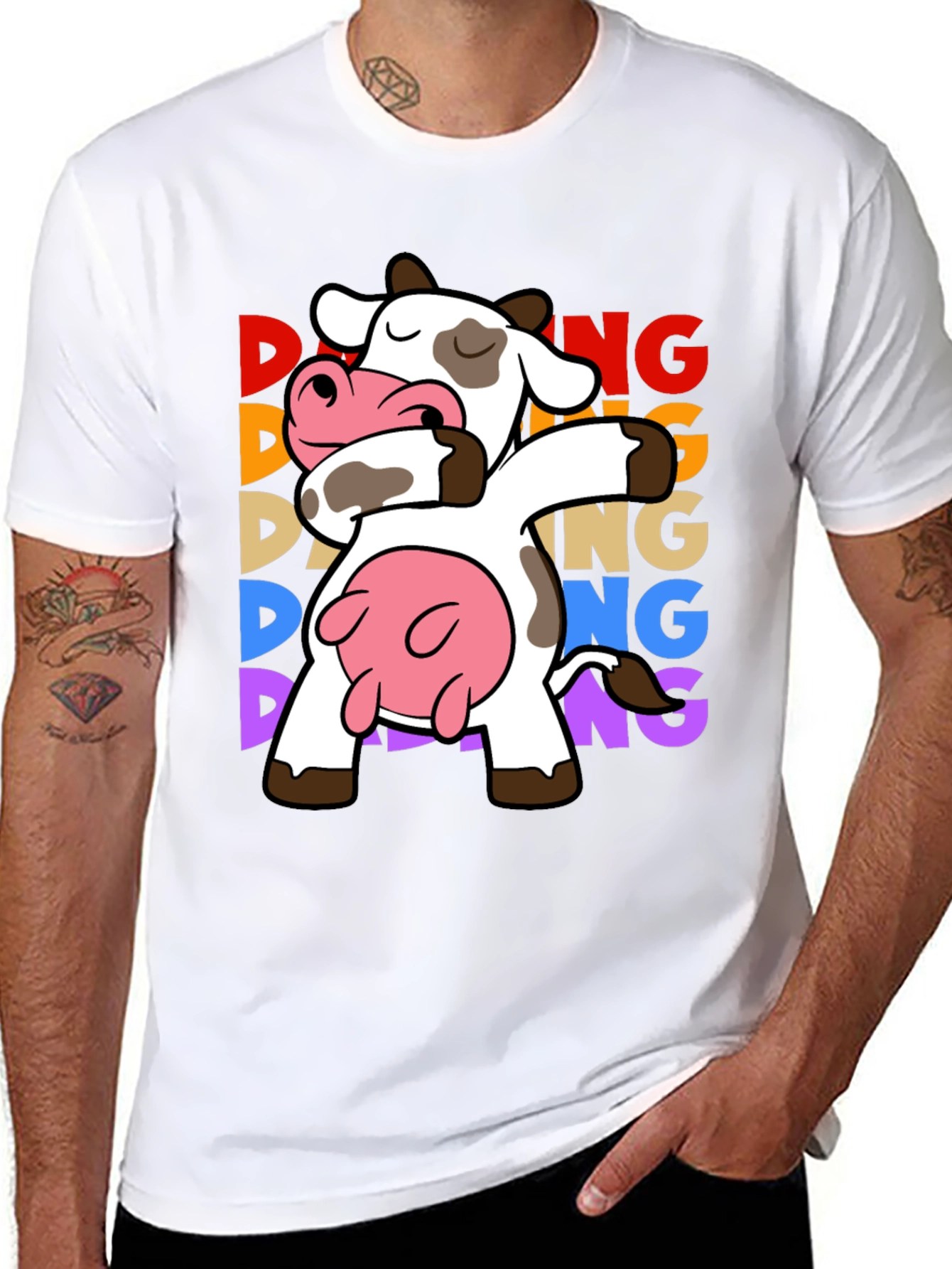Camiseta Negra con Diseño de Vaca Dabbing