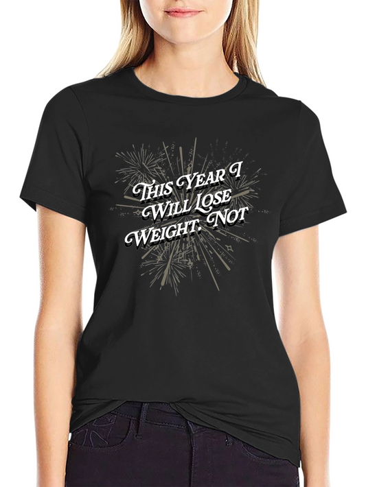 Camiseta Negra Humorística: ¡Este Año No Adelgazo!