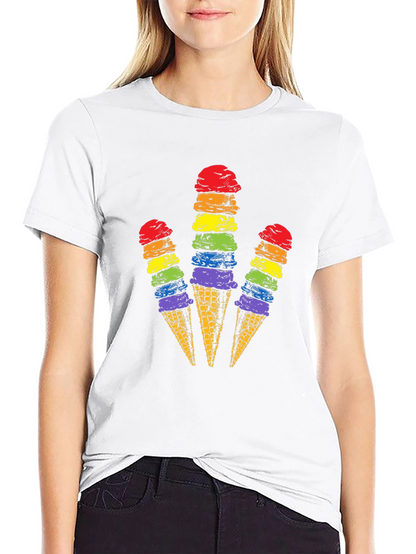 Camiseta Negra con Diseño de Helados Arcoíris