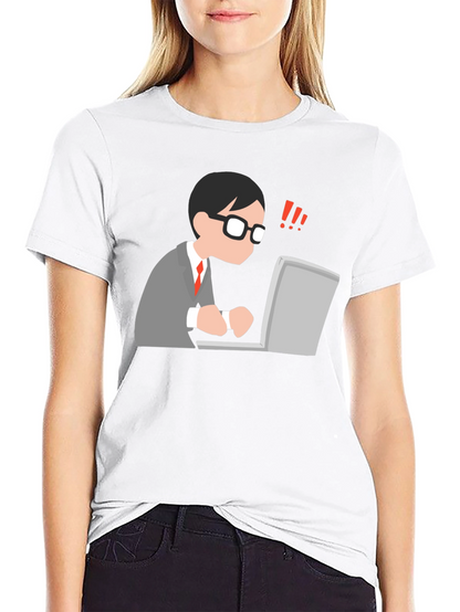 Camiseta Negra con Diseño de Hombre Trabajando