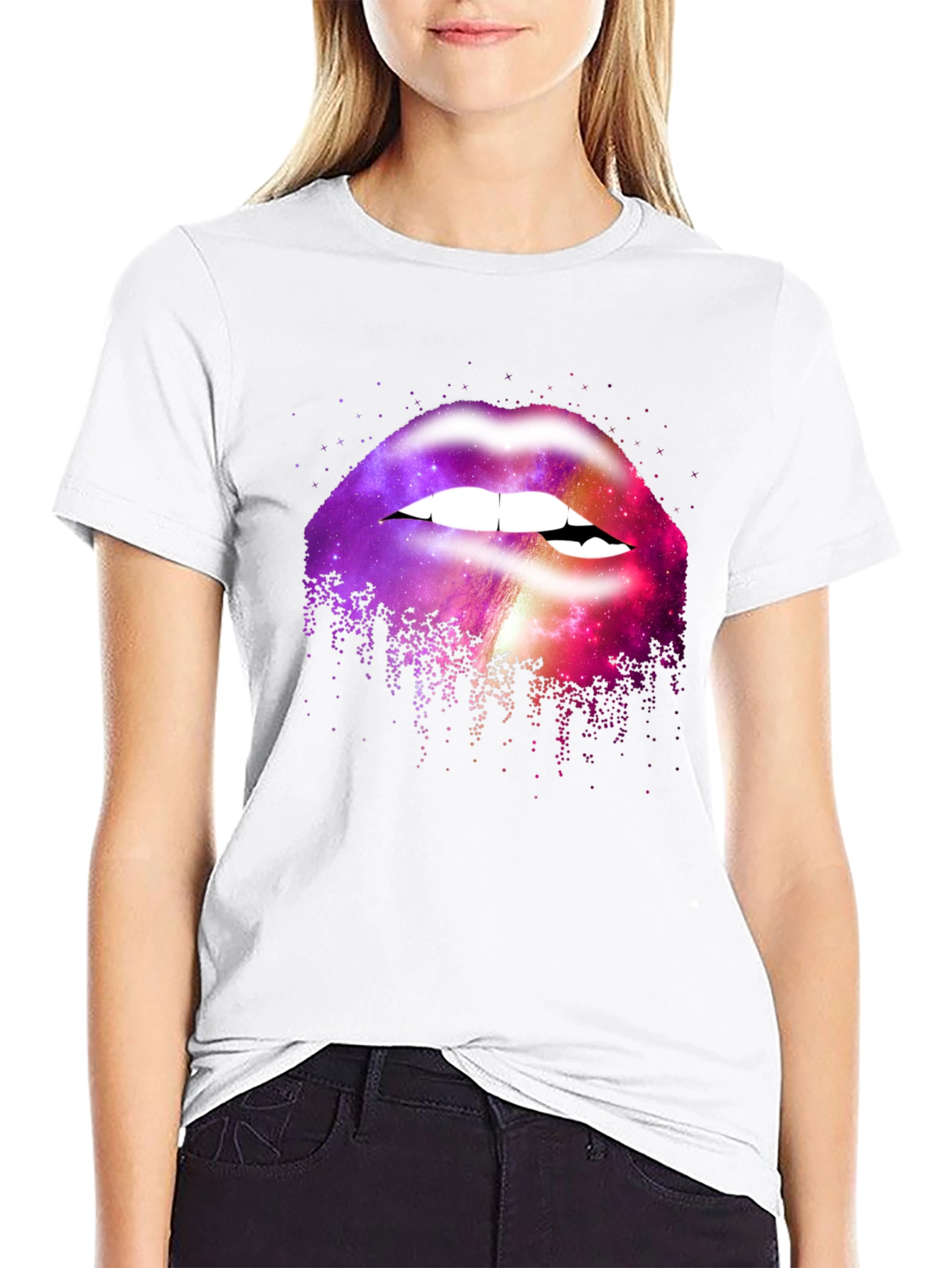 Camiseta Negra con Estampado de Labios Galácticos
