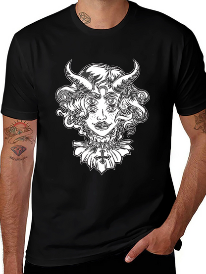 Camiseta Negra con Diseño Gráfico de Diablo
