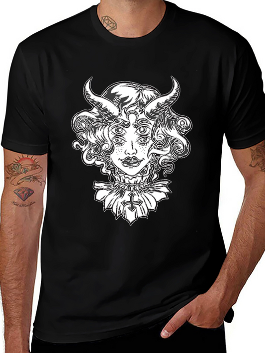Camiseta Negra con Diseño Gráfico de Diablo