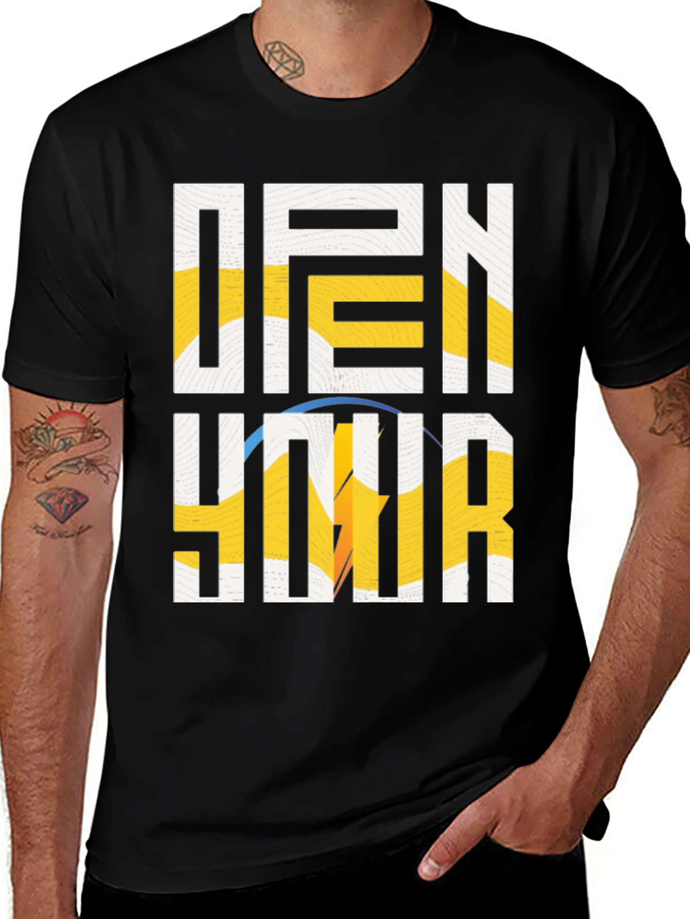 Camiseta Negra Deportiva con Diseño de Voleibol