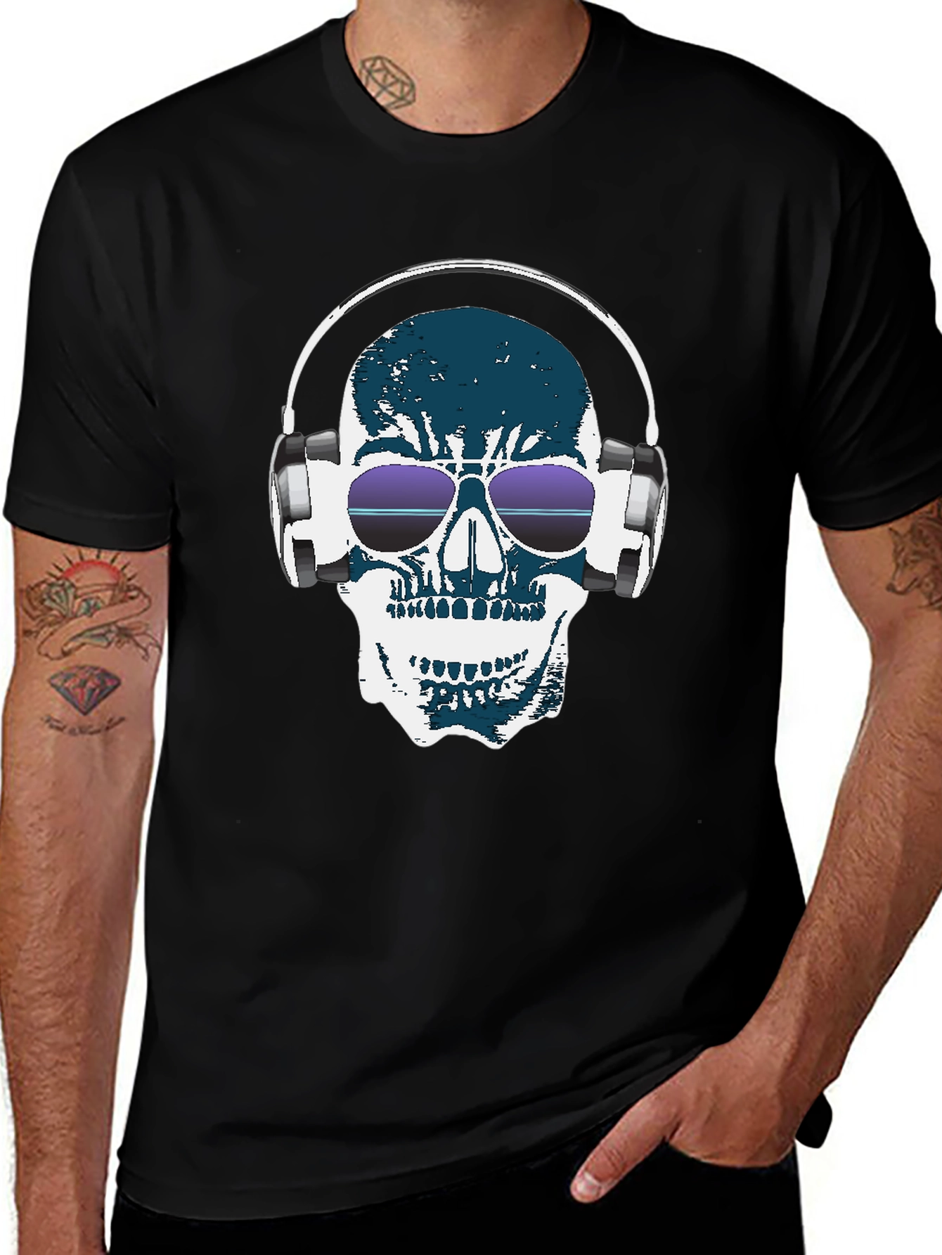 Camiseta Negra con Calavera DJ