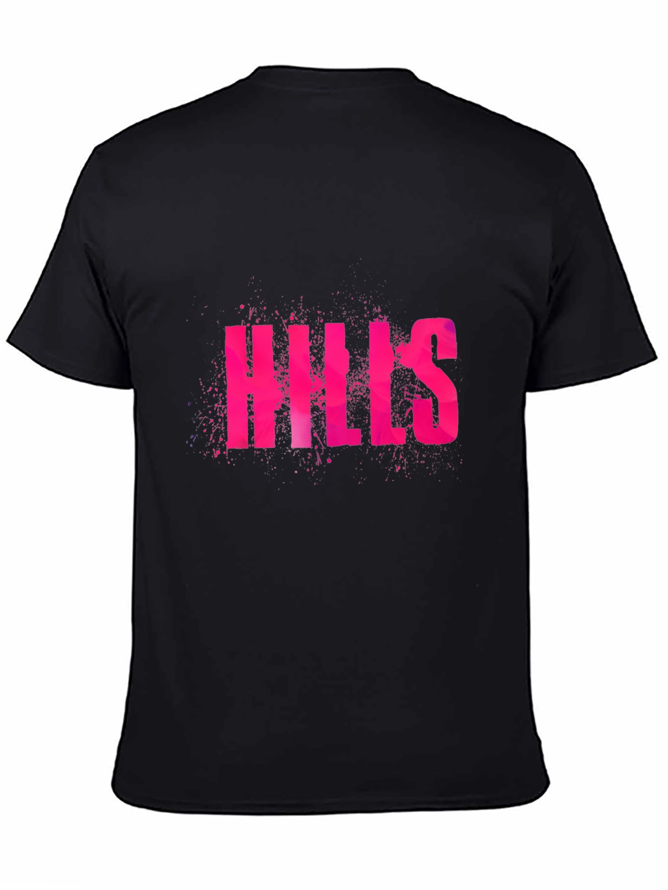 Camiseta Negra Hills Rosa con Diseño Atrevido
