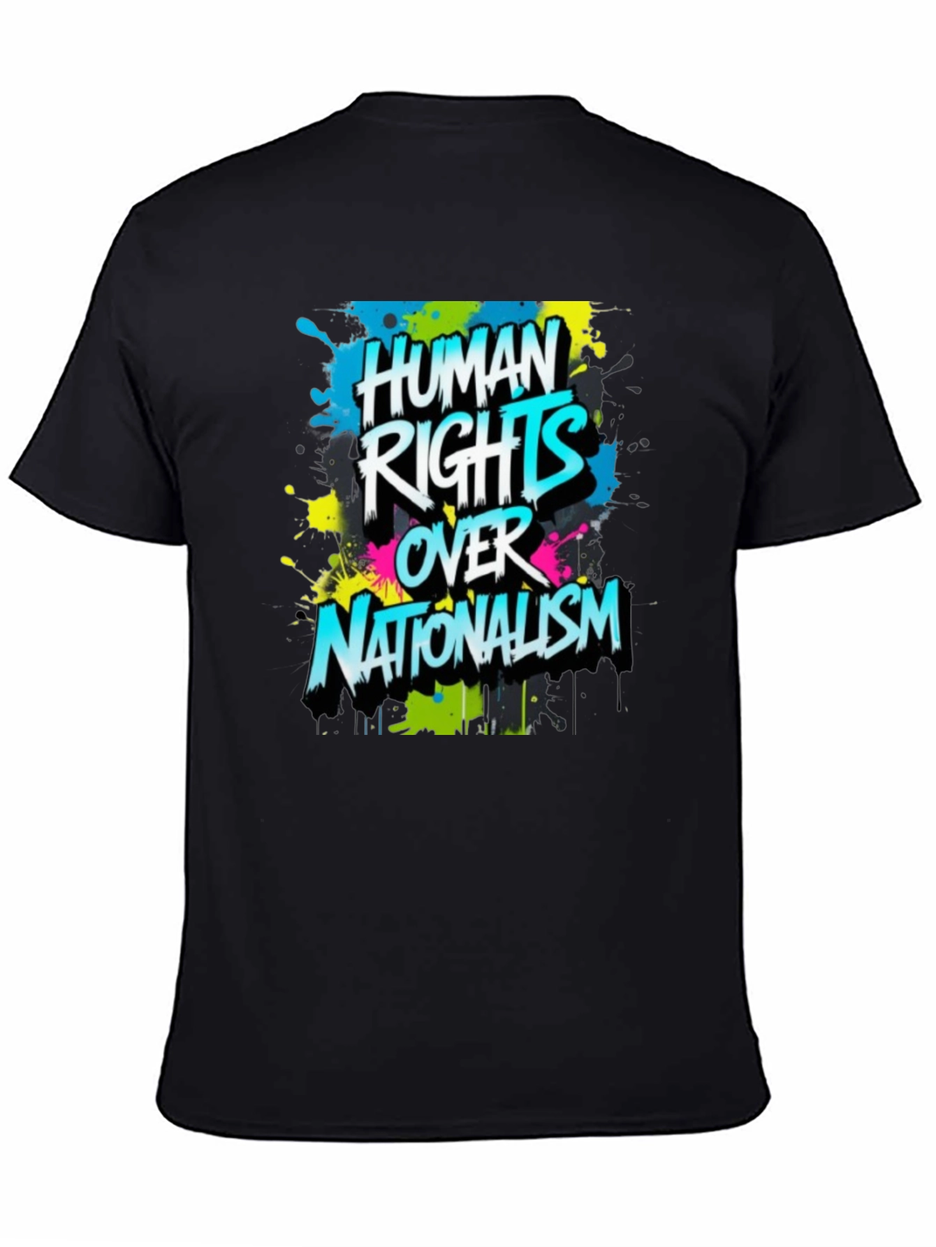Camiseta Negra con Diseño Derechos Humanos Sobre Nacionalismo