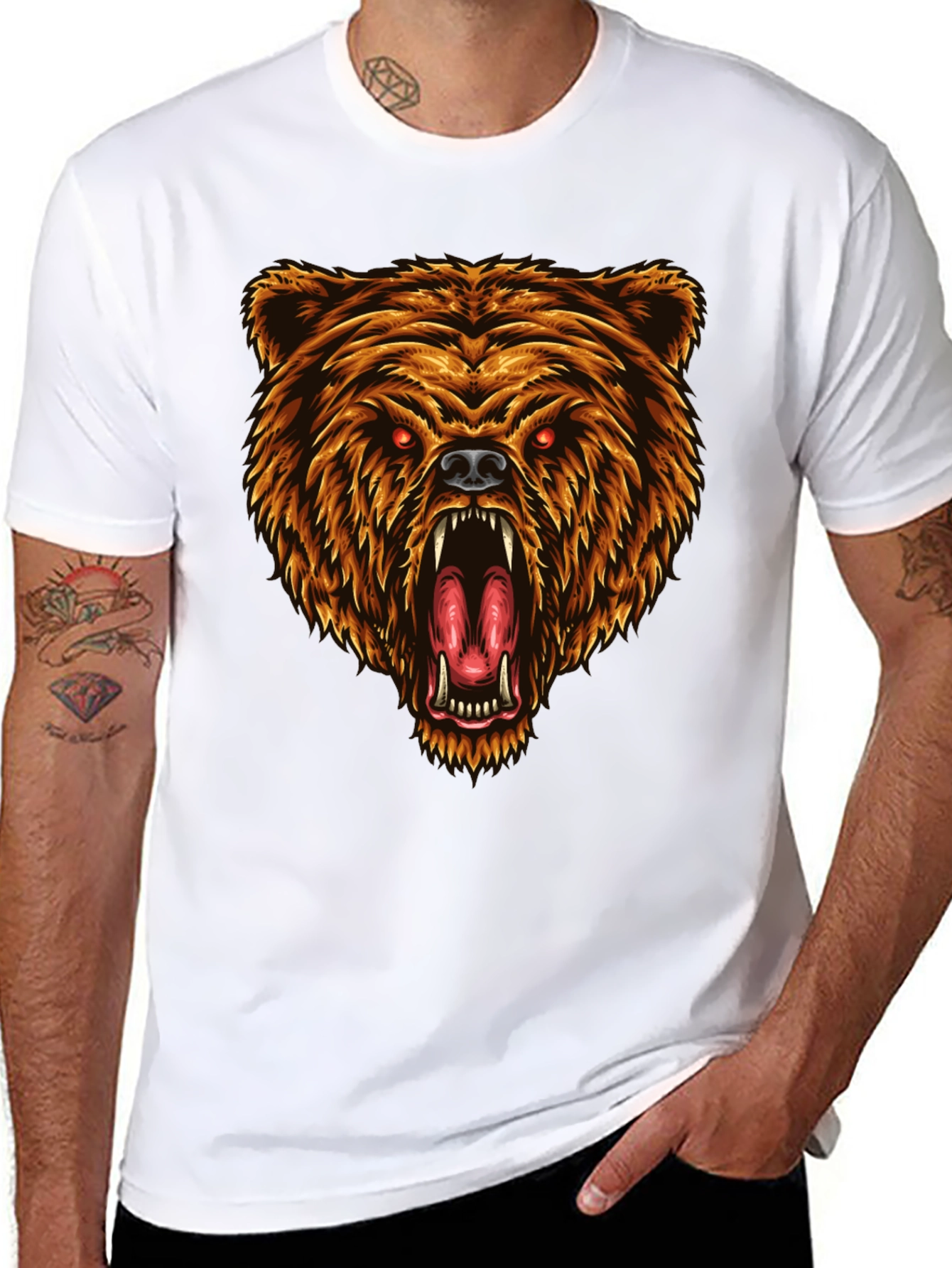 Camiseta Negra con Estampado de Oso Feroz