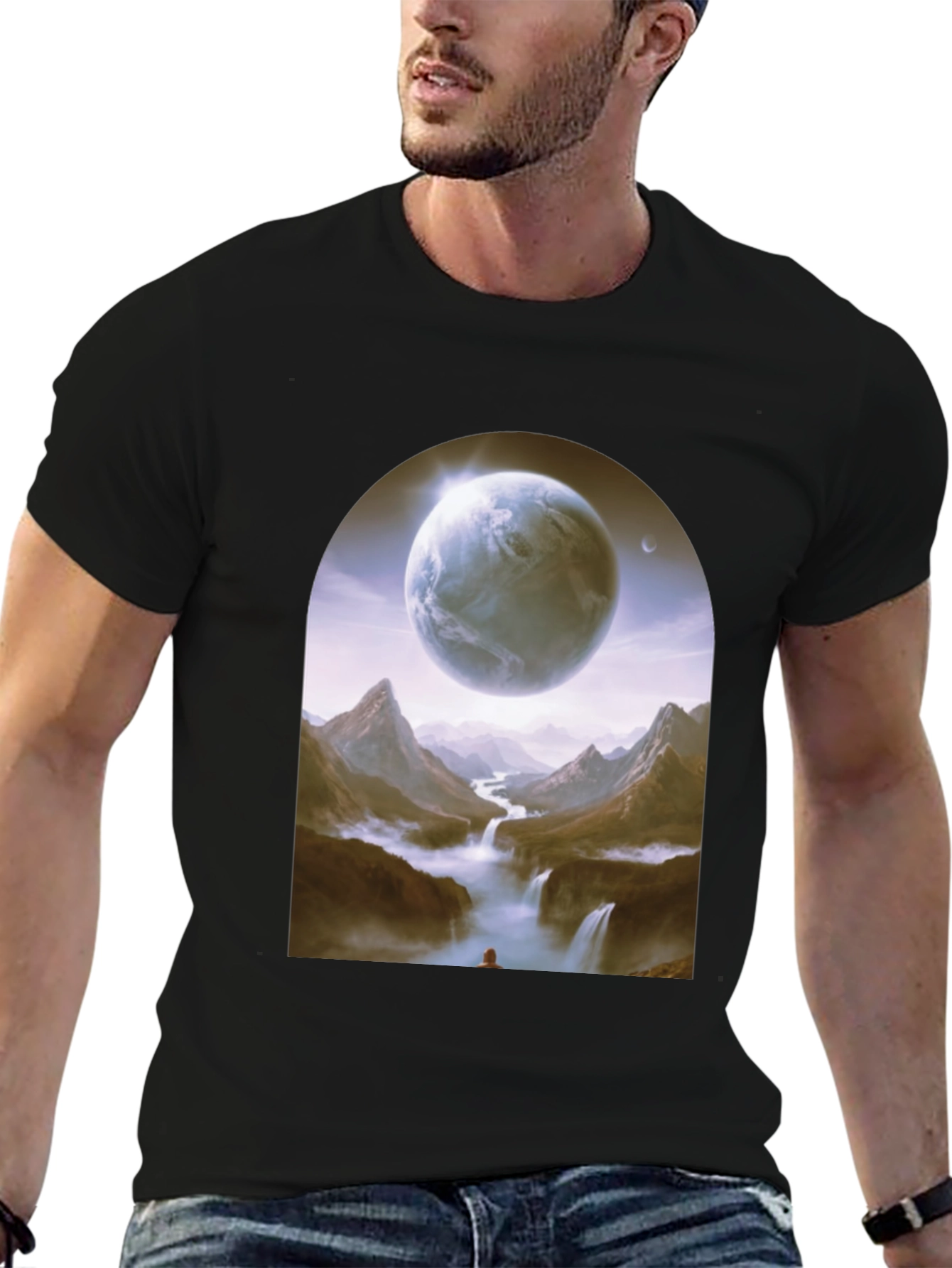 Camiseta Negra con Diseño Fantasía de Planeta y Paisaje