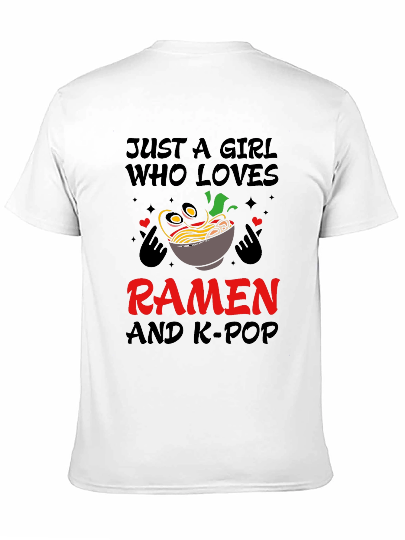 Camiseta Negra: Ramen y K-Pop