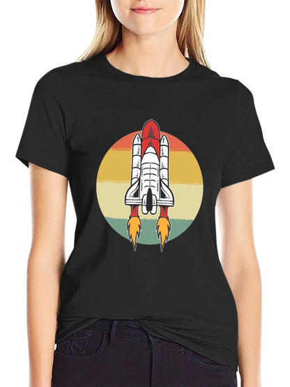 Camiseta Negra con Diseño Retro de Lanzadera Espacial
