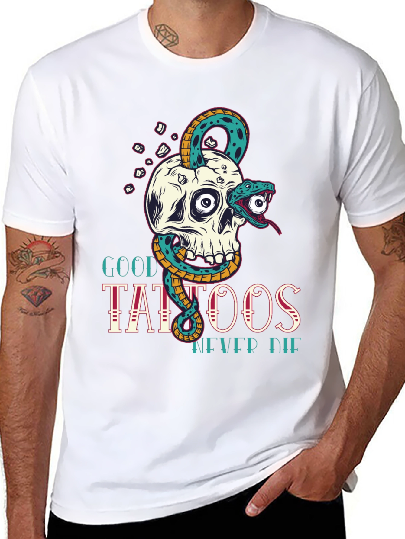 Camiseta Negra Calavera y Serpiente Good Tattoos Never Die