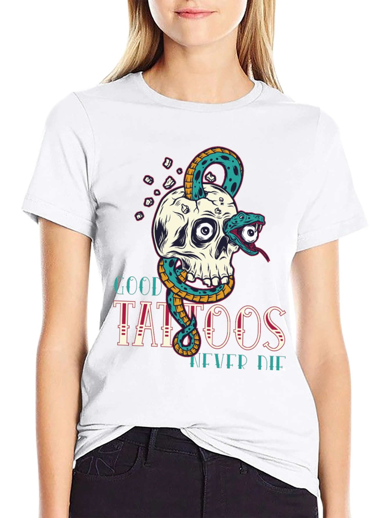 Camiseta Negra Calavera y Serpiente Good Tattoos Never Die