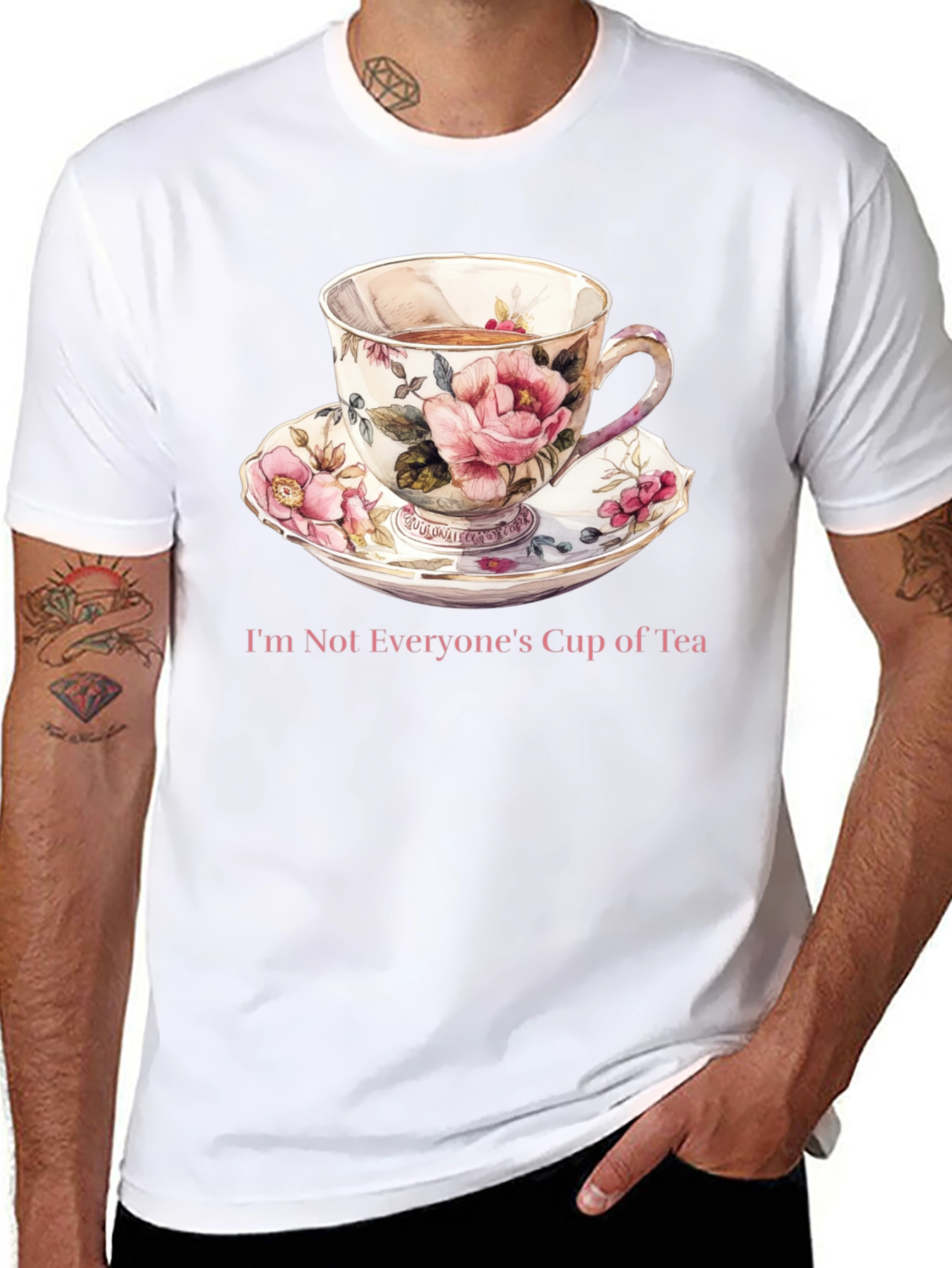 Camiseta Negra con Taza de Té Floral