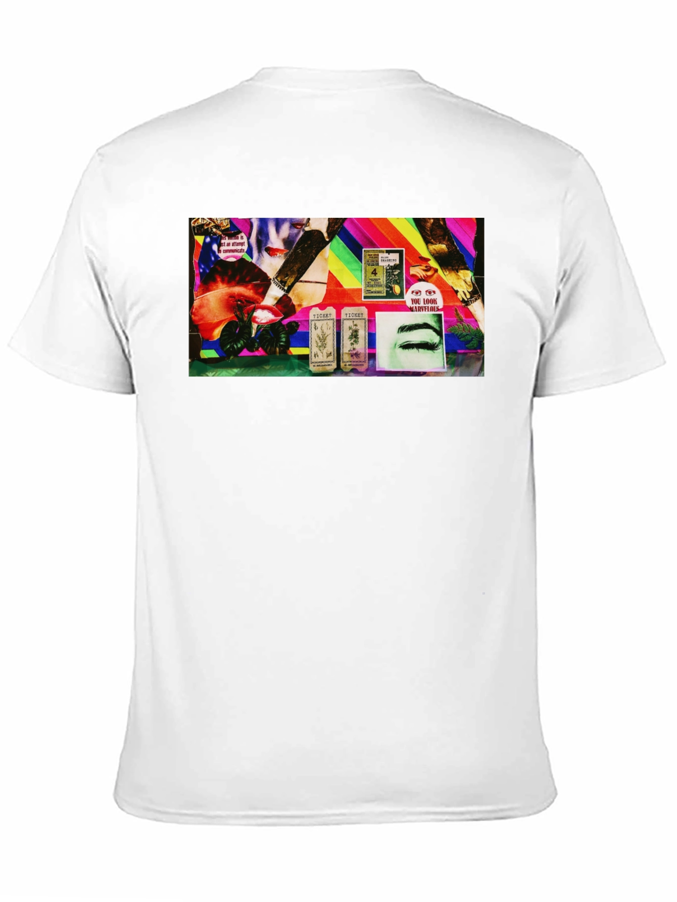 Camiseta Negra Estampada Collage Artístico