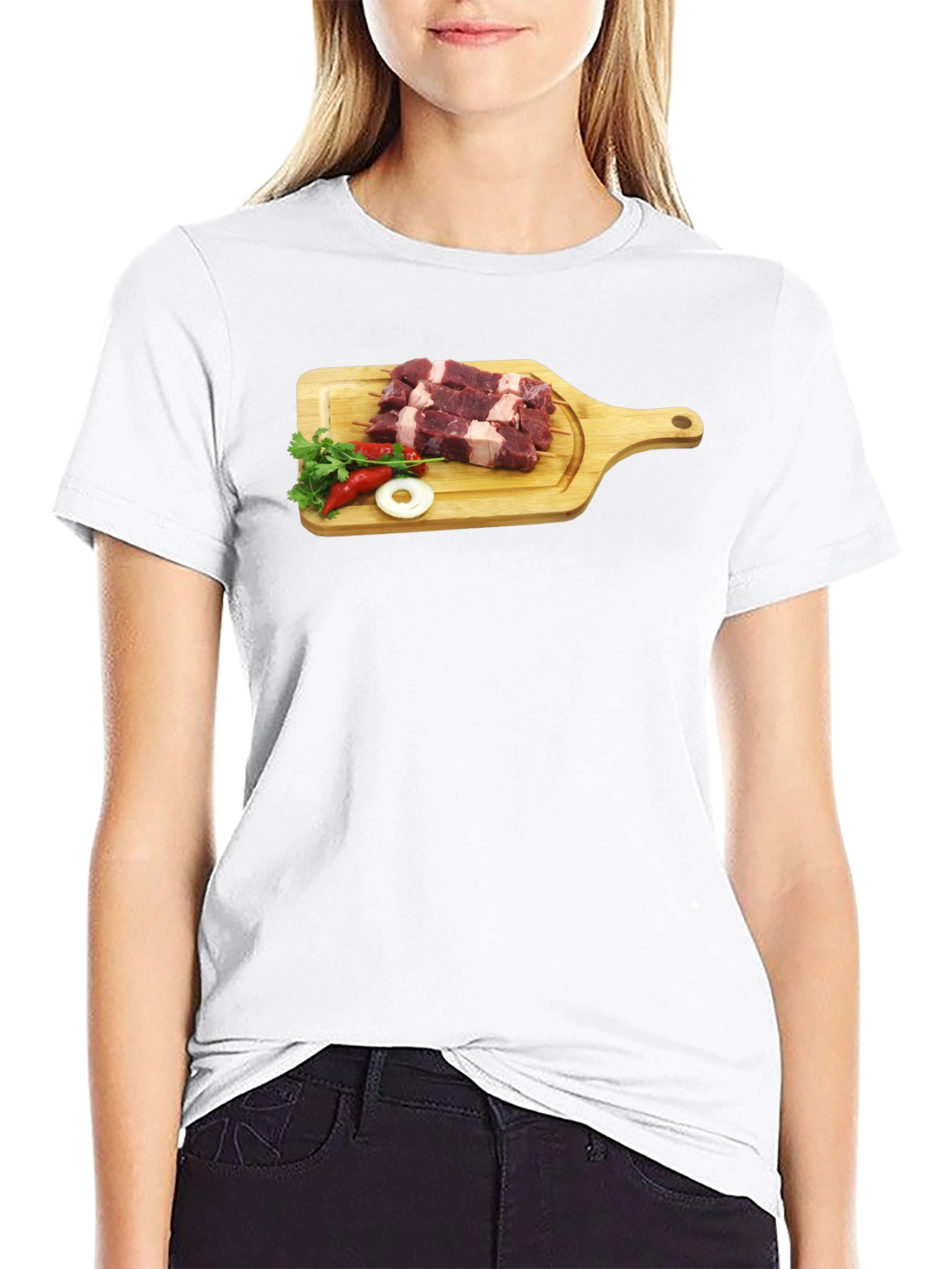 Camiseta Negra con Diseño de Carne y Vegetales