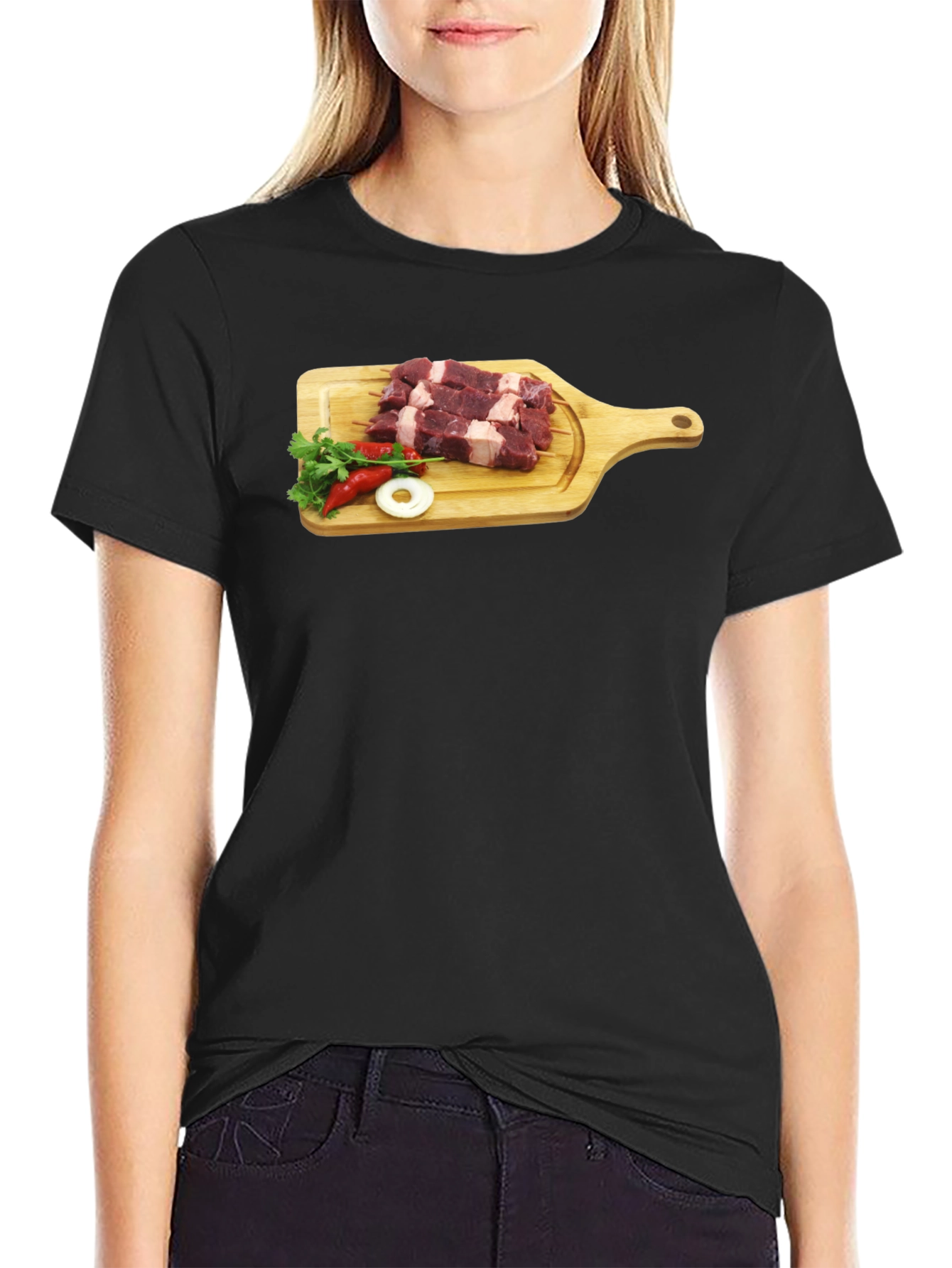 Camiseta Negra con Diseño de Carne y Vegetales