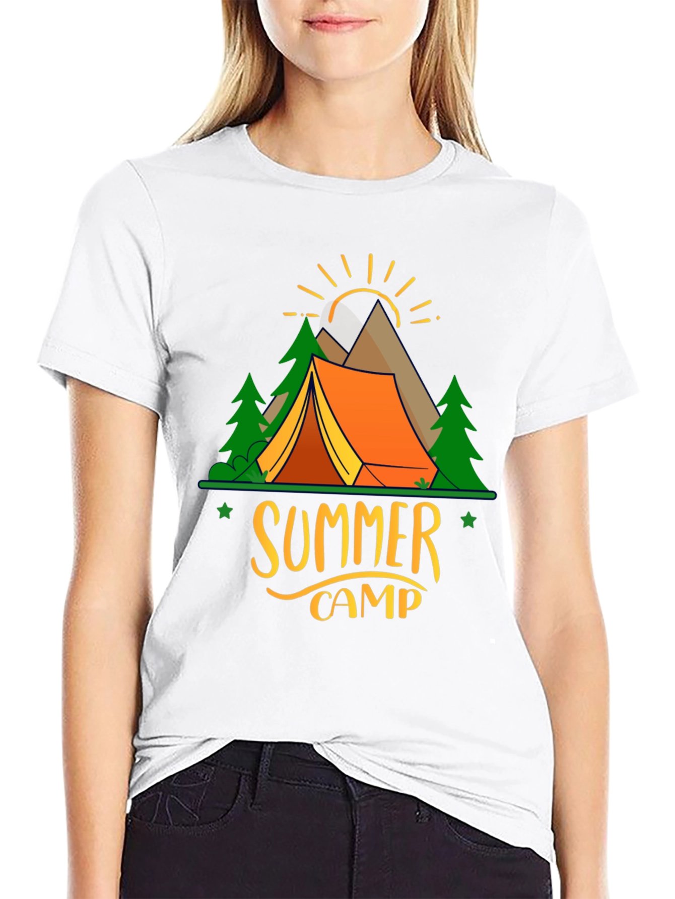 Camiseta Negra Estampada Campamento de Verano
